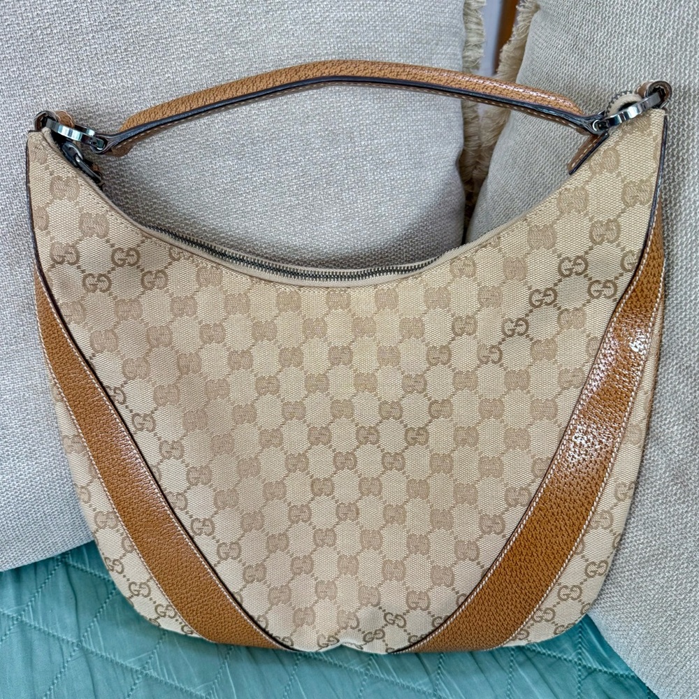 Vintage Gucci GG Canvas Hobo Bag